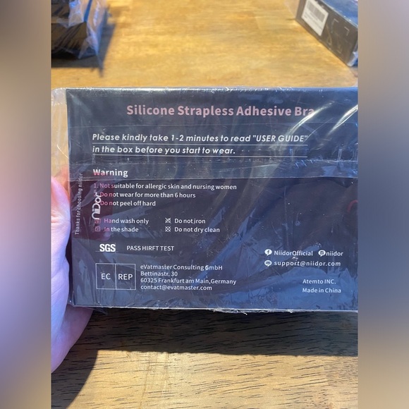 Niidor Adhesive Bra Strapless Sticky Invisible Silicone Push up Bras - Picture 5 of 10